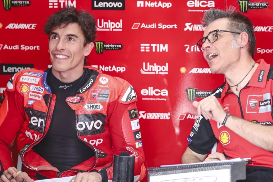 Марк Маркес и шеф-механик