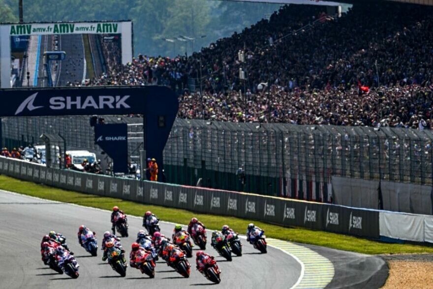 старт MotoGP Гран-При Франции, Ле-Ман