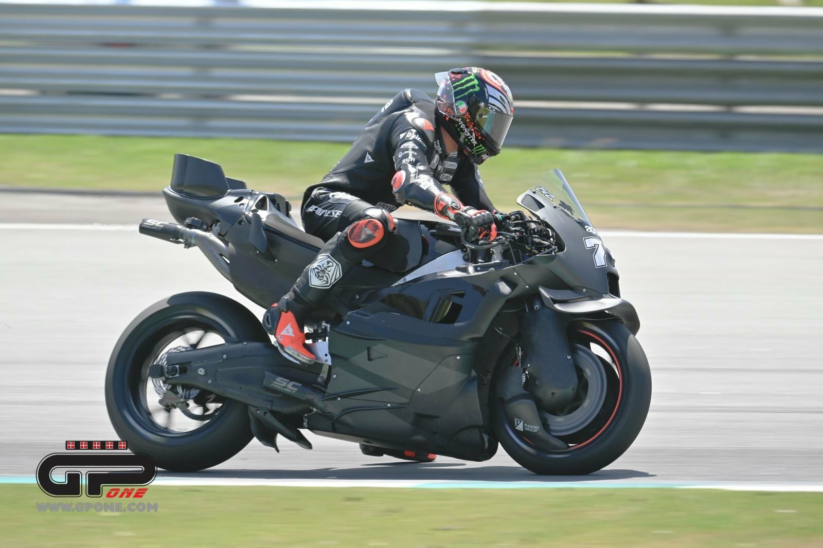 Беццекки: «Новая Aprilia интересная, но нужно время, чтобы разобраться»