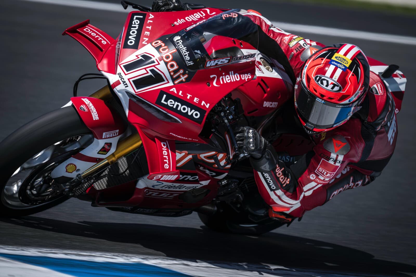 Булега неудержим на Филлип-Айленде, Бассани удивляет: 2-е место на Bimota!