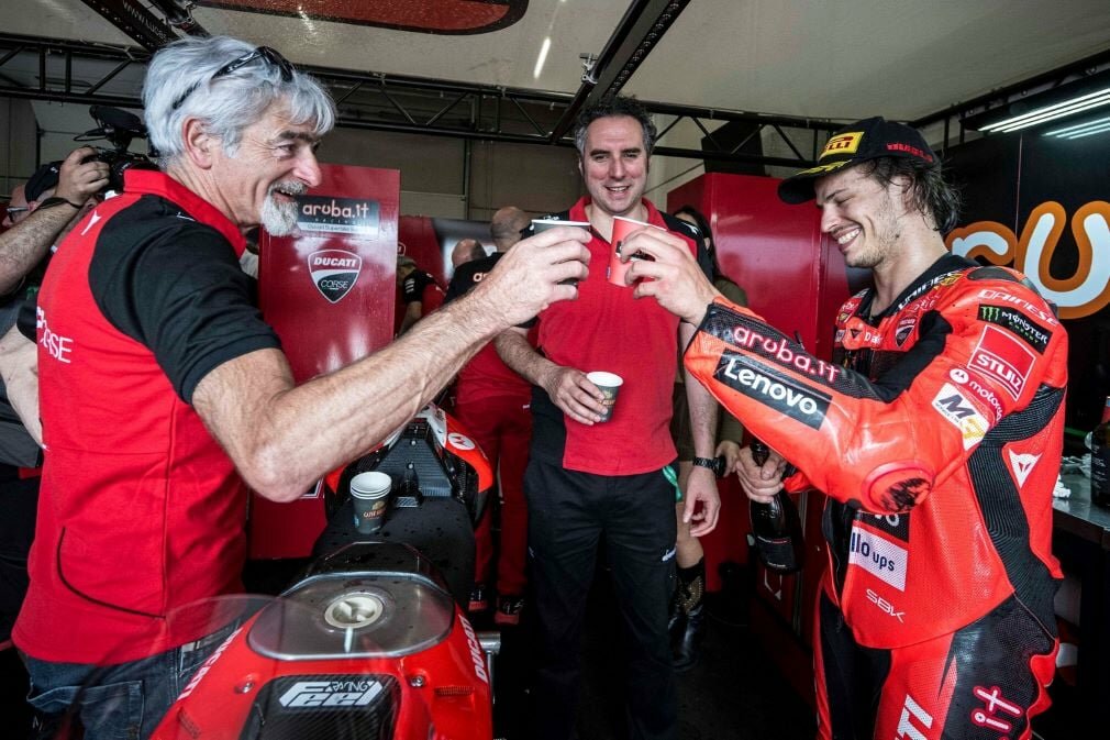 Замбенедетти: «Новая Ducati V4, возможно, прототип, но с серийными компонентами — как ни у кого»