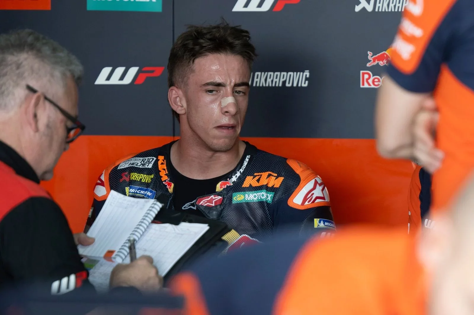 Акоста: «Мы медленные, пока Ducati и Aprilia прибавляют, надеюсь на дождь»