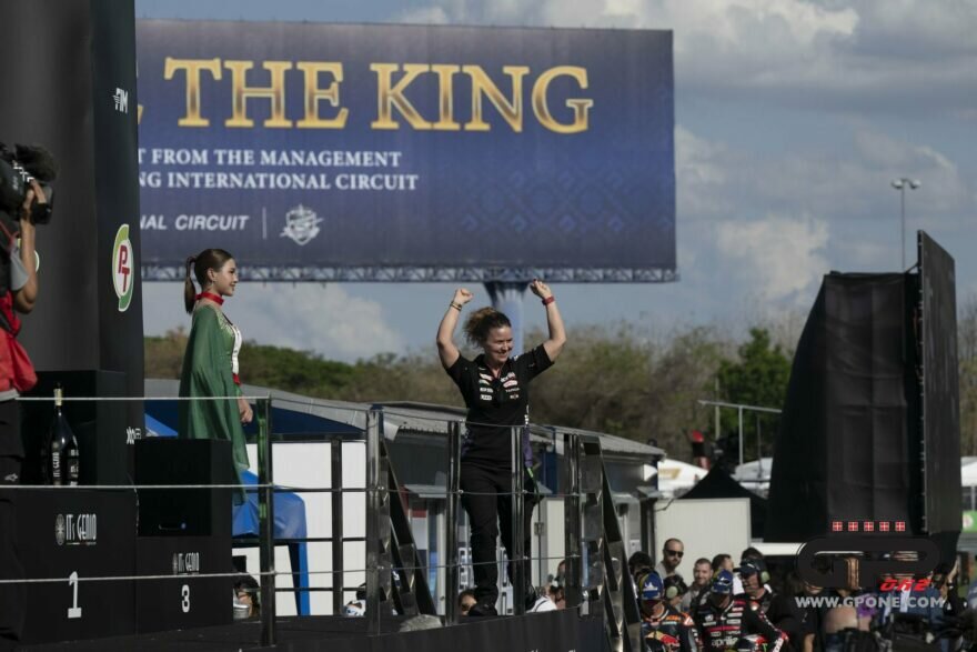 Елена Де Чиа de-cia001-1772621562