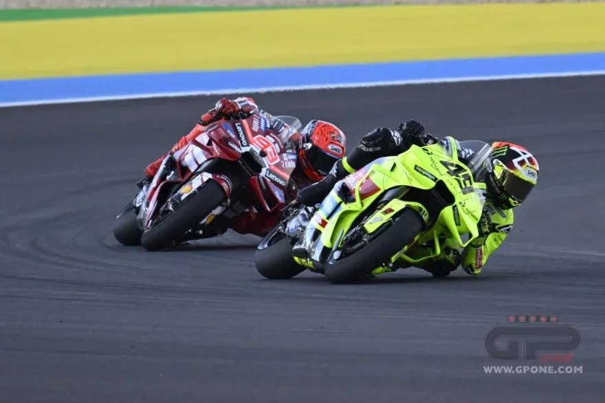 Ди Джанантонио и Марк Маркес digiannantonio-marquez-1774210472