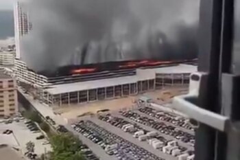 BYD: в огне склад в Шэньчжэне