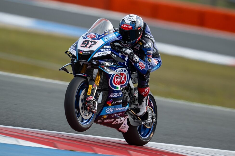 Год назад побеждала, а теперь буксует: странный случай Yamaha