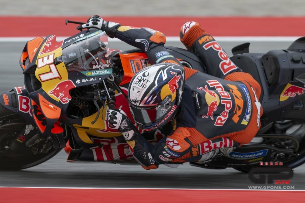 KTM, моторы под подозрением: руку помощи протягивает только Aprilia