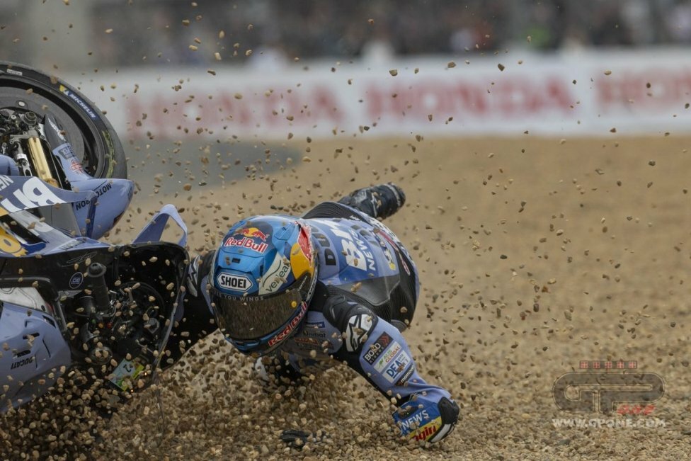 MotoGP в лазарете: в 2026 году уже 12 операций у 9 пилотов